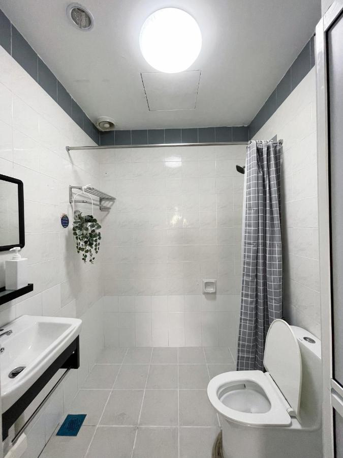 1 Bedroom Apartment, Melaka Cbd Town Center- Hosted By Private Locals Resident, Balcony With City Skyline View Or Seaview, Opposite Malls, Tv Box, 5 Minutes To Jonker Street, Малакка Экстерьер фото
