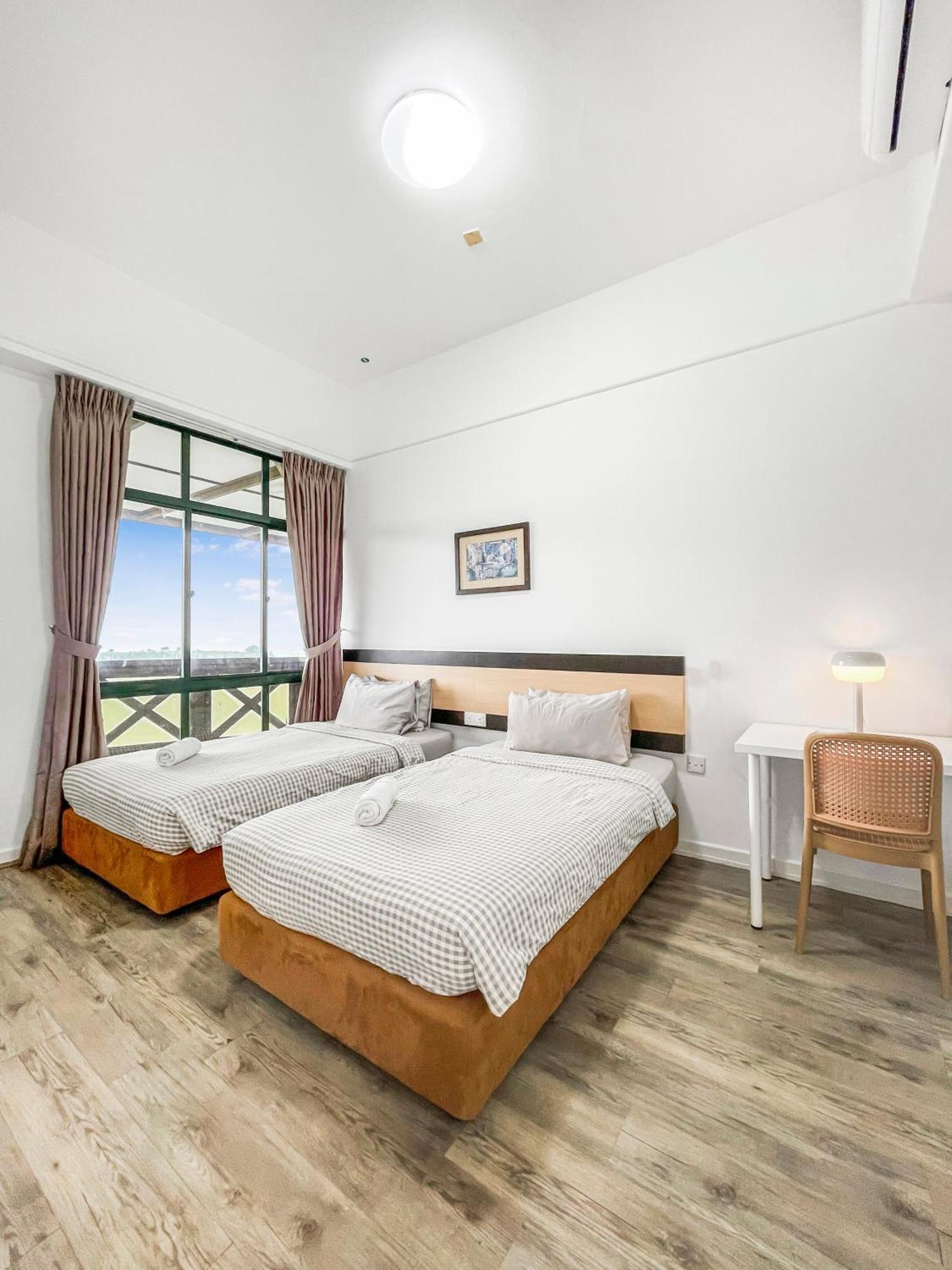 1 Bedroom Apartment, Melaka Cbd Town Center- Hosted By Private Locals Resident, Balcony With City Skyline View Or Seaview, Opposite Malls, Tv Box, 5 Minutes To Jonker Street, Малакка Экстерьер фото